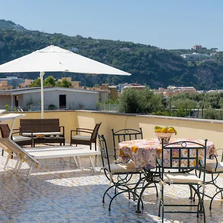 Realty Holidays Pinnidys House * Сорренто