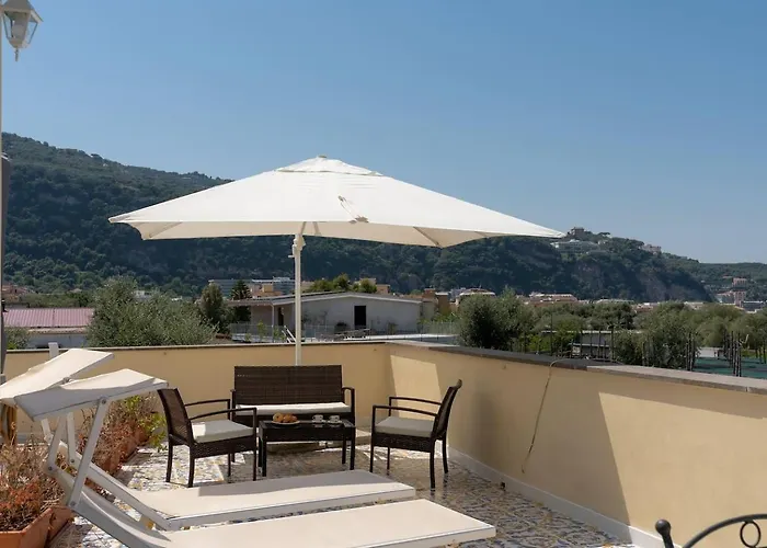 Апартаменты Realty Holidays Pinnidys House Сорренто