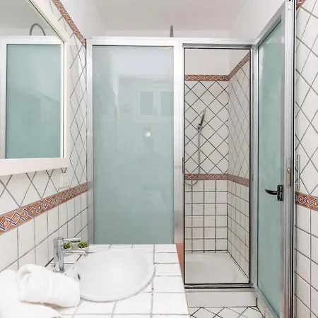 Realty Holidays Pinnidys House Appartement