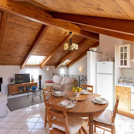 Apartment Realty Holidays Pinnidys House Sorrento